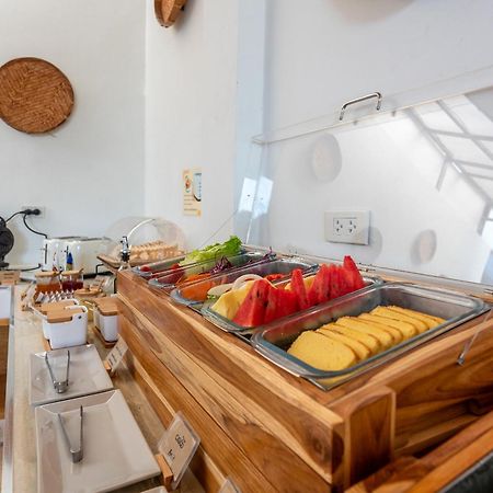 Ai Pai Hotel Ngoại thất bức ảnh
