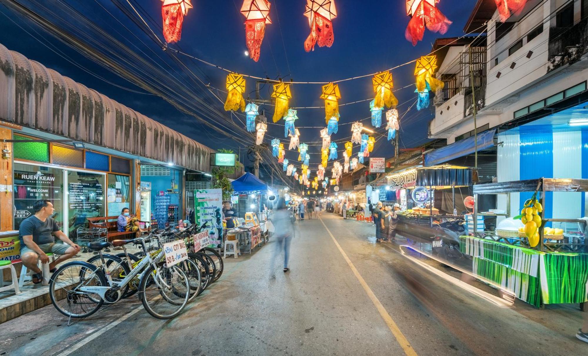 Ai Pai Hotel Ngoại thất bức ảnh