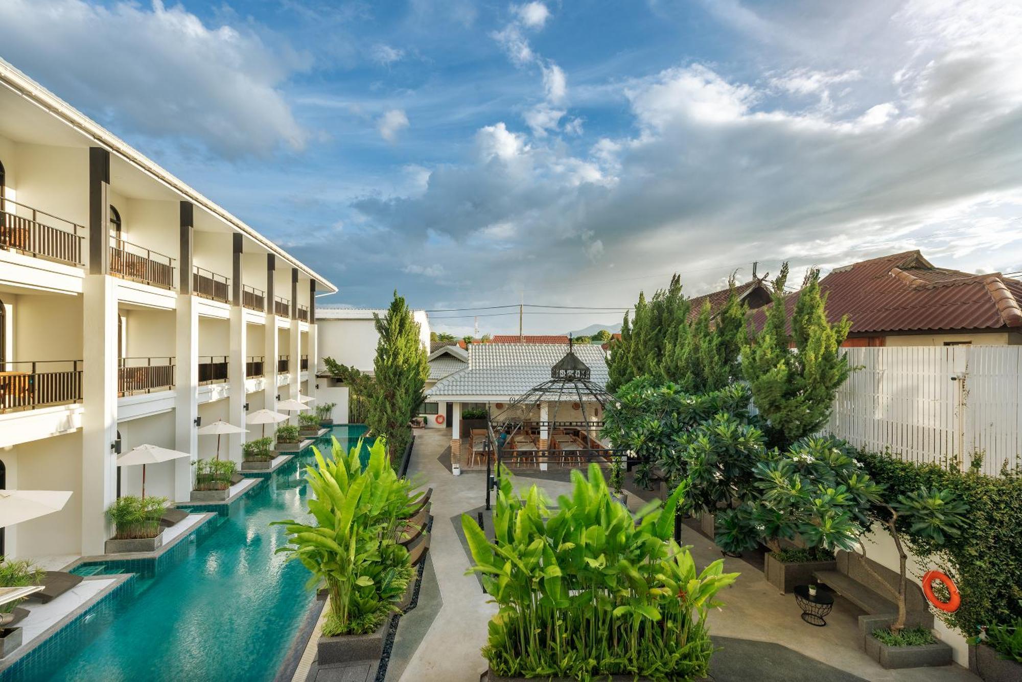 Ai Pai Hotel Ngoại thất bức ảnh