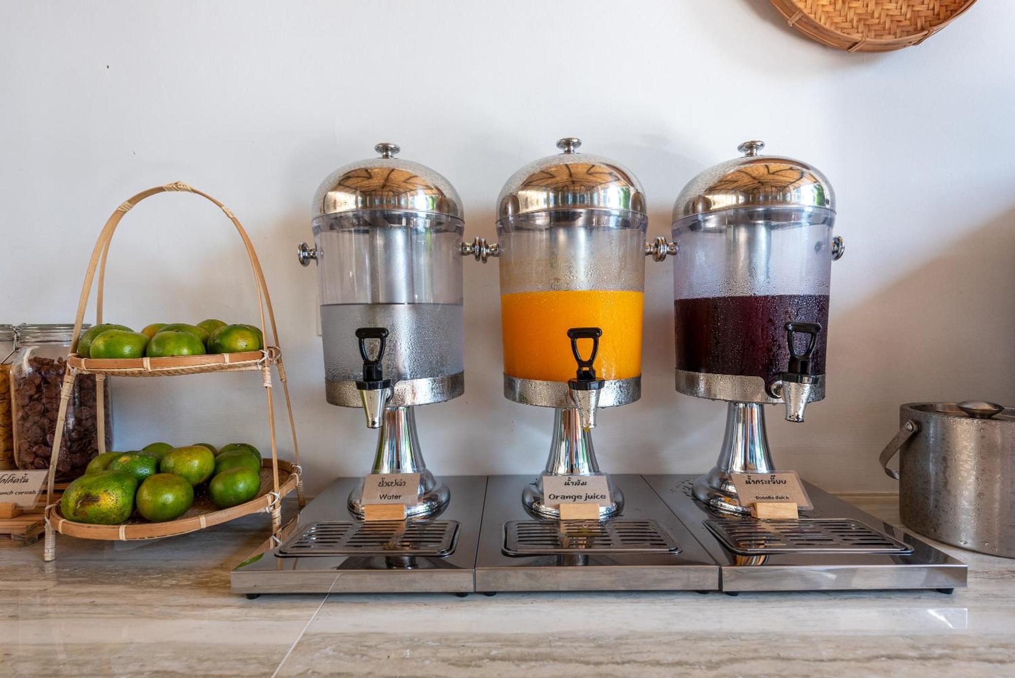 Ai Pai Hotel Ngoại thất bức ảnh